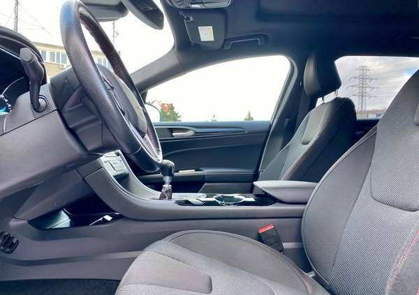 Ford Mondeo cena 86150 przebieg: 59000, rok produkcji 2018 z Prochowice małe 529